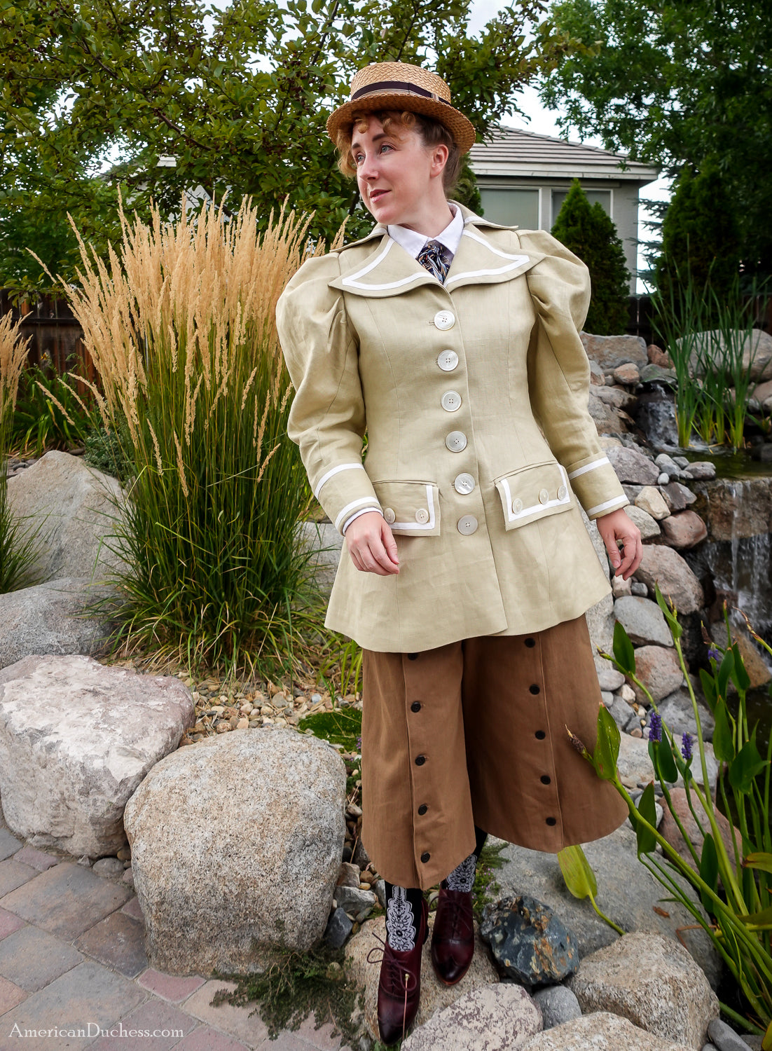 Belle Epoque Wardrobe - 1890s Linen Cycling Jacket