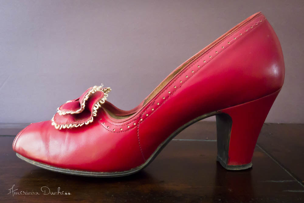 V234: What Kind of Heel Is That? A Quick Guide to Historical Shoe Heels