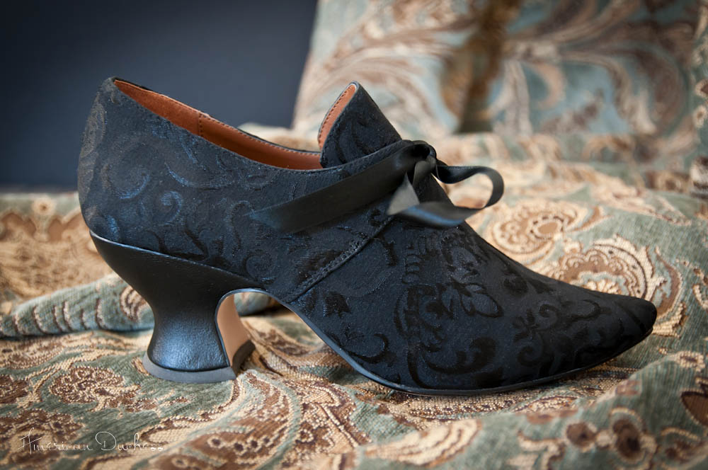 V107: Where Are Your Pompadour Shoes, 1680-1740?