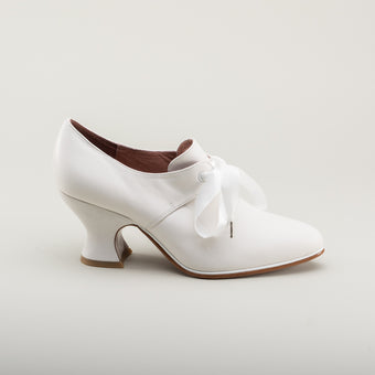 Pompadour Women's 18th Century Shoes Wide (Ivory) – American Duchess