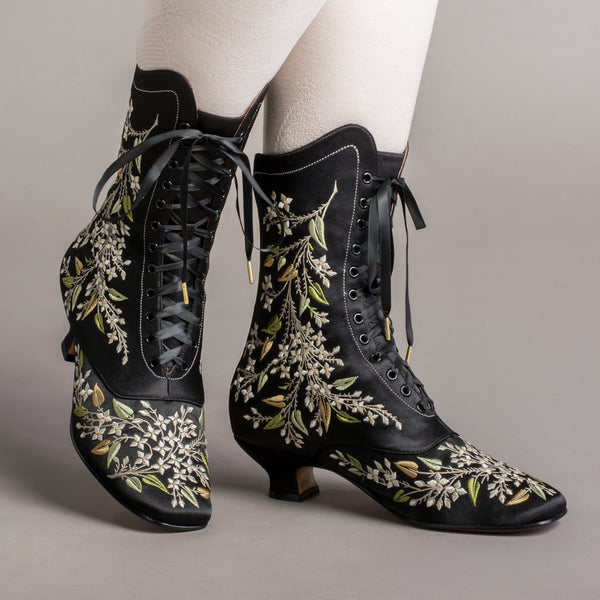 Flora boots outlet