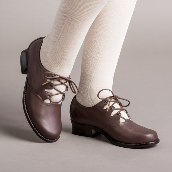 Ghillie Vintage Lace-Up Shoes (Brown) – American Duchess